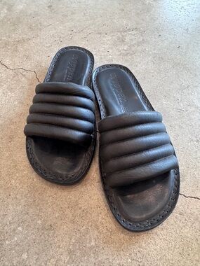 Trippen Women’s Black leather Sandal 38